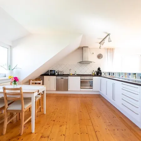 Apartament Perfekt Fuer Gruppen, Familien & Geschaeftsreisende - Naehe Bamberg & Erlangen Adelsdorf Zewnętrze zdjęcie