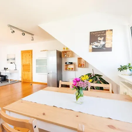 Apartament Perfekt Fuer Gruppen, Familien & Geschaeftsreisende - Naehe Bamberg & Erlangen Adelsdorf Zewnętrze zdjęcie