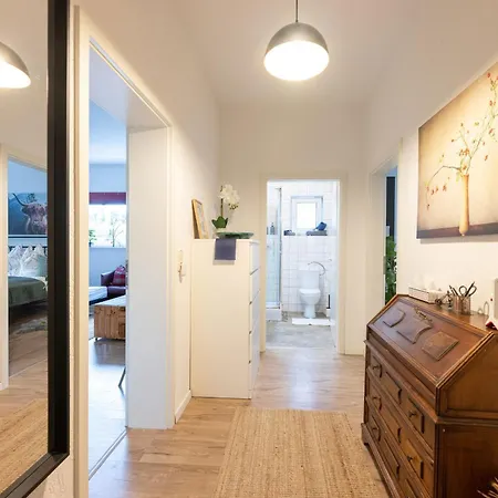 Apartament Perfekt Fuer Gruppen, Familien & Geschaeftsreisende - Naehe Bamberg & Erlangen Adelsdorf Zewnętrze zdjęcie