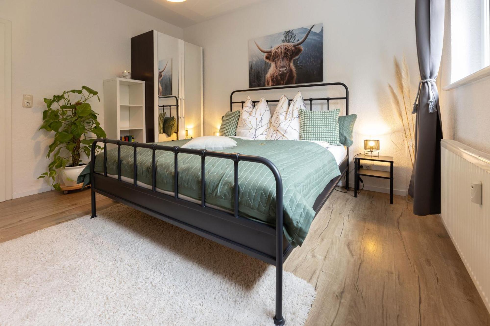 Perfekt Fuer Gruppen, Familien & Geschaeftsreisende - Naehe Bamberg & Erlangen Apartment *